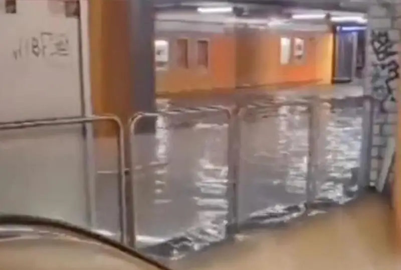 Аэропорт немецкого города Франкфурт-на-Майне затопило из-за ливня