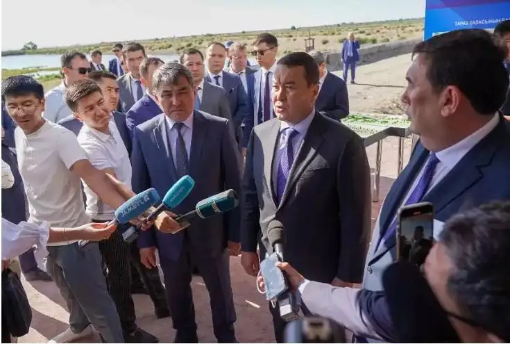 پرەمەر-مينيستر تارازدا تازارتۋ قوندىرعىلارىن تەزدەتىپ سالۋدى تاپسىردى