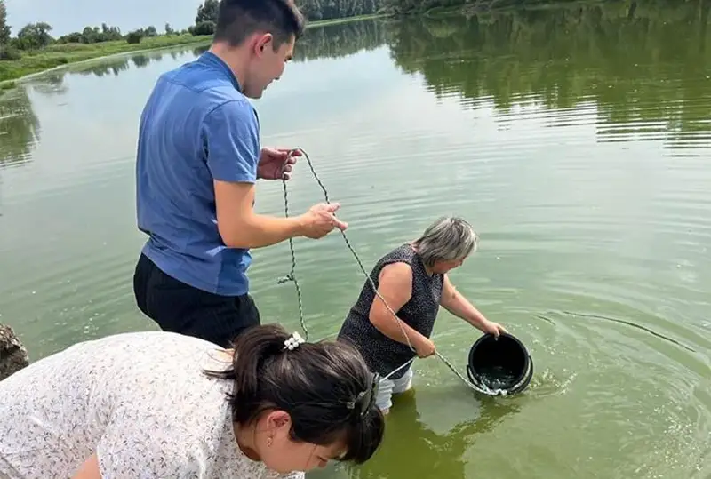 Иртыш позеленел: павлодарские экологи выехали в Мичурино