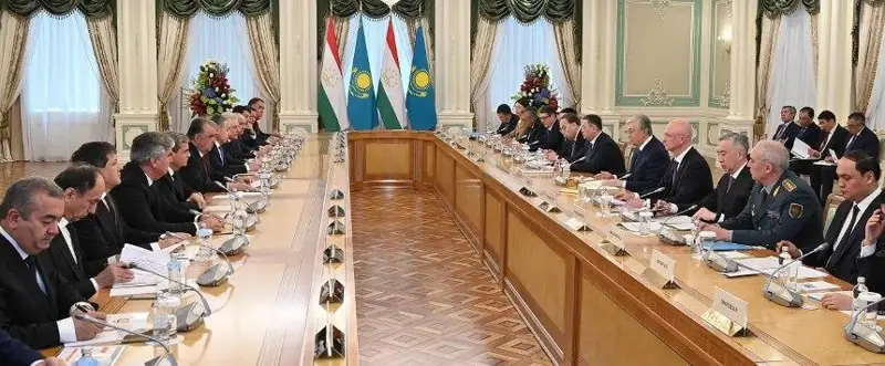 Озвучена сумма подписанных в ходе Казахстанско-Таджикского форума соглашений