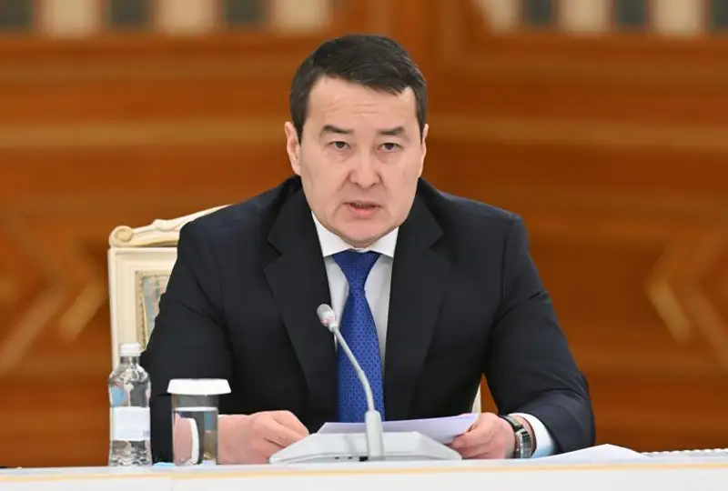 پرەمەر- مينيستر سۋدى ۇنەمدەيتىن فەرمەرلەرگە عانا سۋبسيديا بەرۋدى ۇسىندى