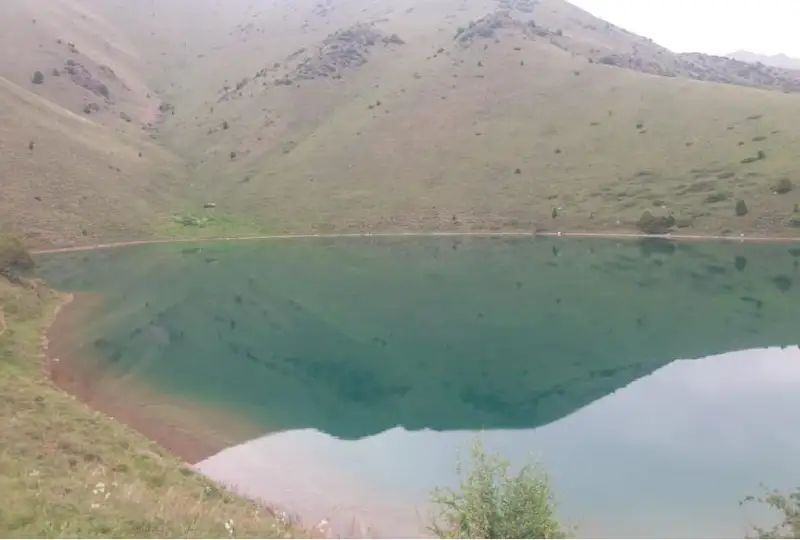 «Лох-несское чудовище» живет в горном озере Кок-коль Жамбылской области