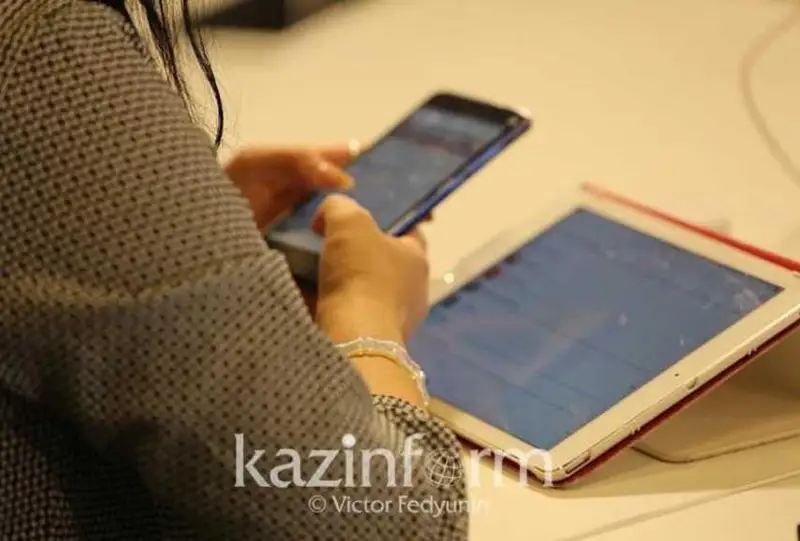 Operatorlar ınternet irkilisi 5 mınýttan artyq bolsa, BAQ arqyly halyqqa habarlaýǵa mindettelýi múmkin