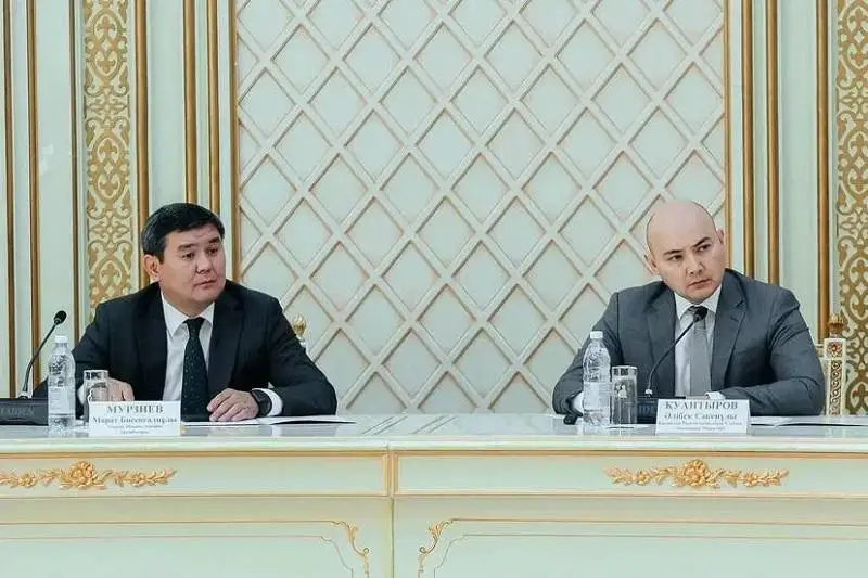 Вопрос об экологических штрафах задали депутаты на встрече с министром нацэкономики в Атырау