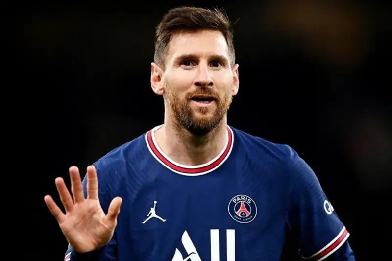 مەسسي «بارسەلوناعا» قايتا ورالعان جاعدايدا جىلىنا 25 ميلليون ەۋرو كولەمىندە جالاقى الادى