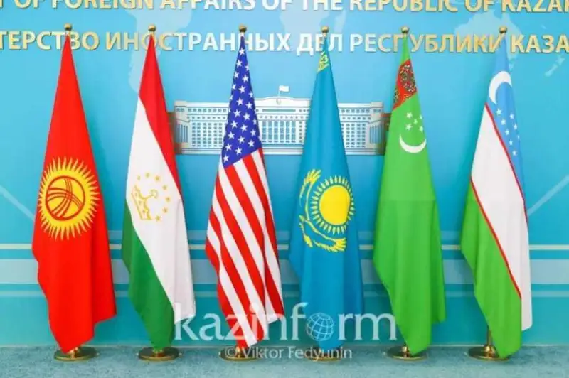 AQSh pen Ortalyq Azııa TIFA kelisimi negizinde yntymaqtastyqty nyǵaıtýǵa múddeli