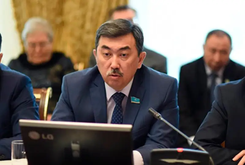 Депутат Арман Кожахметов не исключает роспуск Мажилиса в ближайшее время