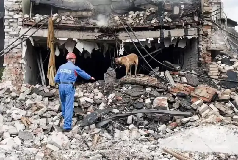 رەسەيدەگى جارىلىستان 52 ادام زارداپ شەكتى، 12 ادام ىزدەستىرىلۋدە