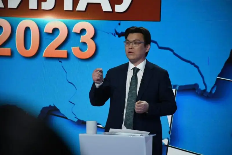 Aqshasy kóp kásipkerlerdi saıasatqa jolatpaýymyz kerek – Azamathan Ámirtaev