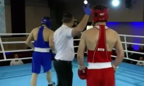 Двумя нокдаунами обернулся бой Казахстан vs Россия за «золото» молодежного Кубка мира-2023 по боксу