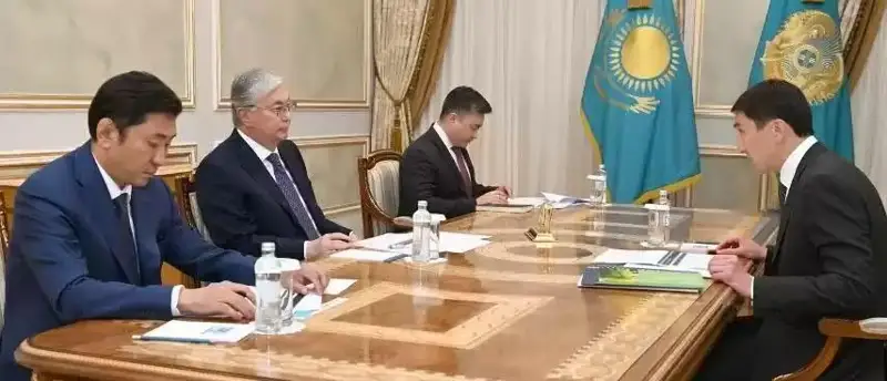 Мағзум Мирзағалиев Президентга «ҚазМунайГаз» фаолияти ҳақида маълумот берди