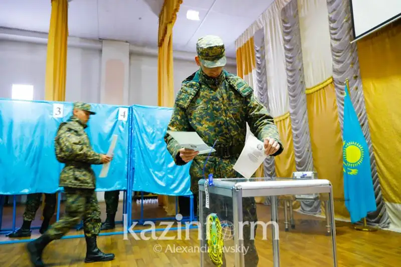 Военнослужащие Нацгвардии одними из первых в Казахстане проголосовали на выборах
