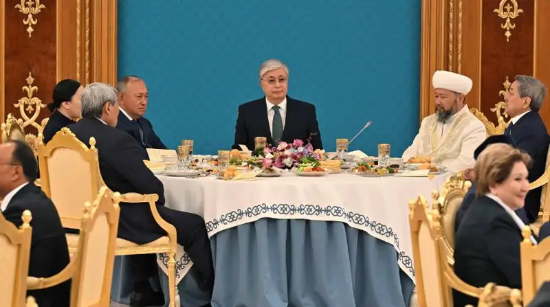 Memleket bashysy jahandyq ahýal jóninde: Qaýipti desek qatelespeımiz