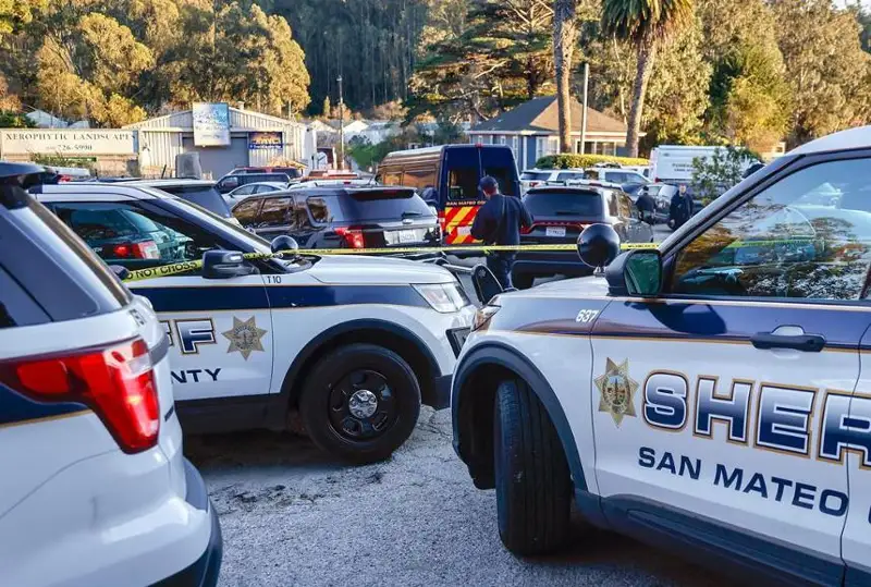 Калифорнияда 44 соат ичида учта отишмада 19 киши ҳалок бўлди