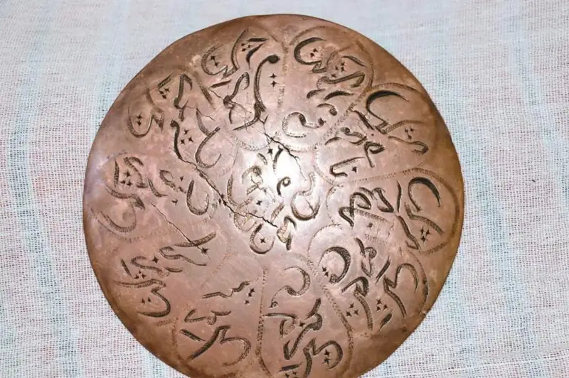 ياساۋيدىڭ قاسيەتتى ءمورى قالاي ساقتالعان؟