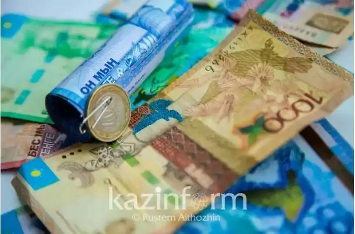 قاڭتار ايىندا قانشا مىڭ قازاقستاندىق اتاۋلى الەۋمەتتىك كومەككە يە بولدى