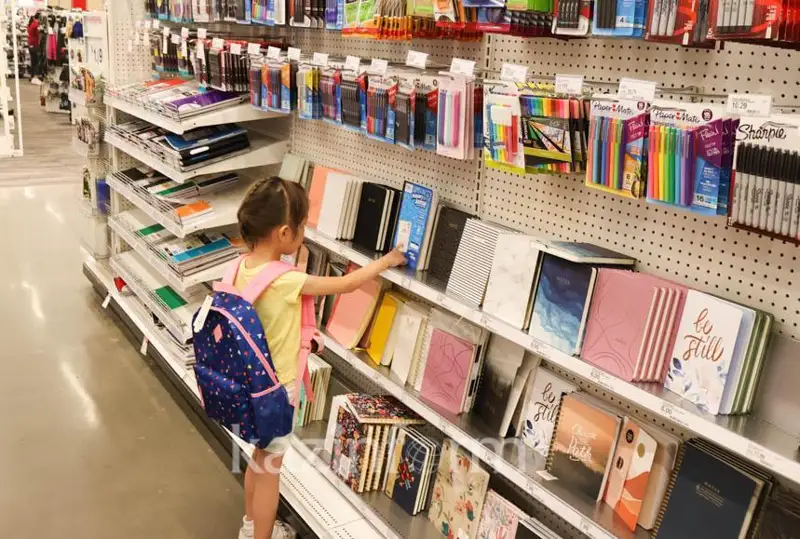 АҚШда бир болани ўқув қуроллари билан тўлиқ таъминлаш қанча туради