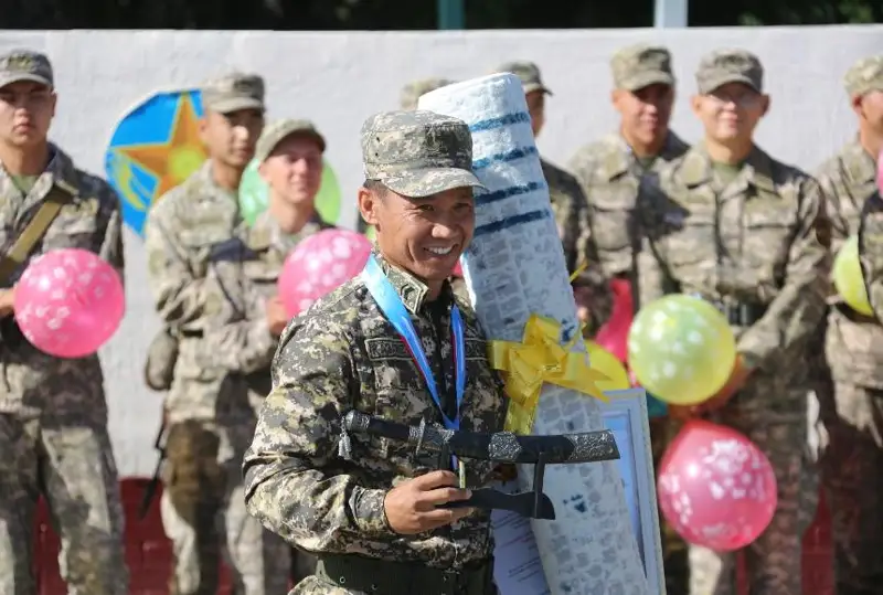 Военнослужащий из Тараза установил новый спортивный рекорд