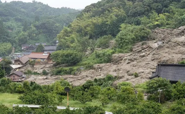 日本九州暴雨导致山洪致六人死亡