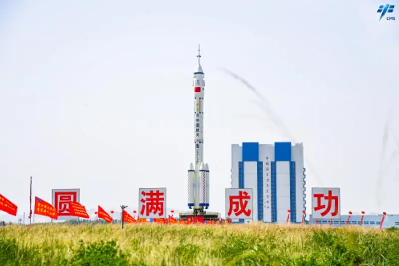 Китай 30 мая запустит на орбиту пилотируемую миссию «Шэньчжоу-16»