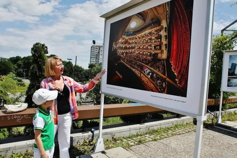 Фотовыставку об Астане открыли в центре Софии