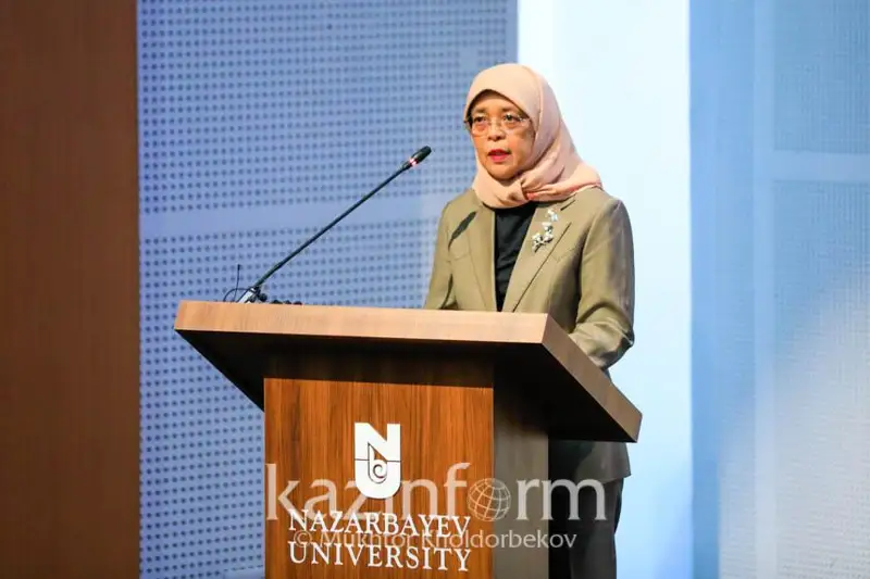 Президент Сингапура прочитала лекцию казахстанским студентам