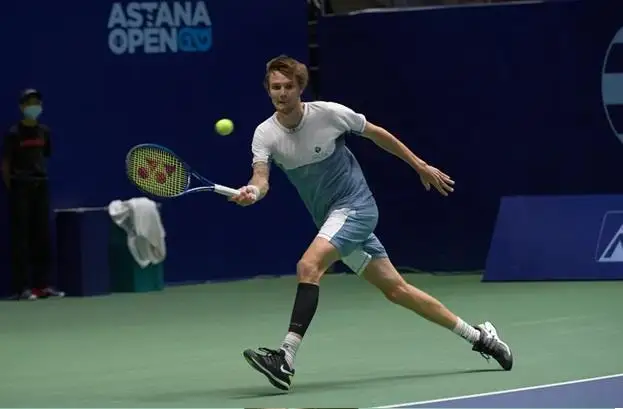 Бублик завершил выступление на Astana Open