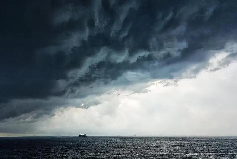 17 человек погибли в результате опрокидывания судна у берегов Мьянмы