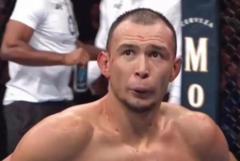 Дамир Ысмағұлов UFC-де тағы жеңіліп қалды