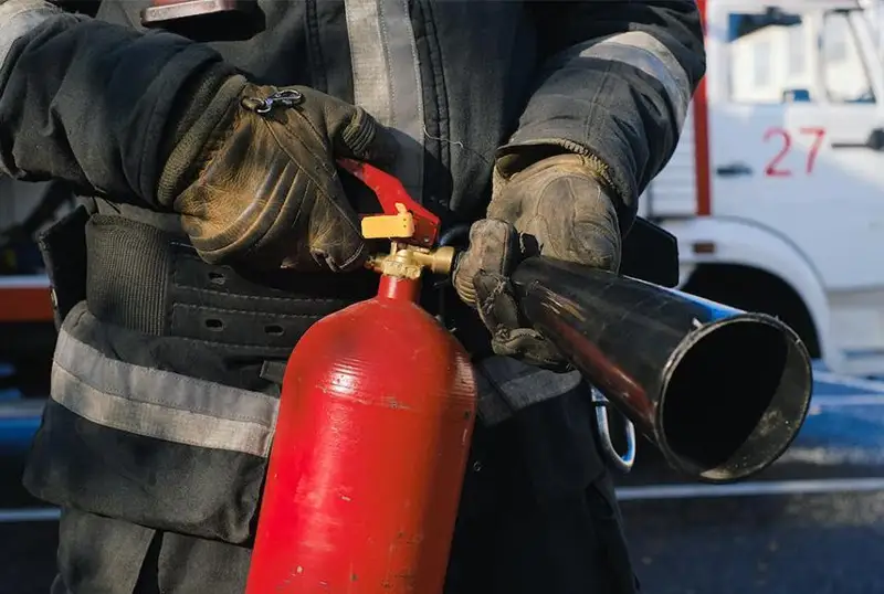 Франциядаги ногиронлар дам олиш уйида содир бўлган ёнғинда 11 киши ҳалок бўлган