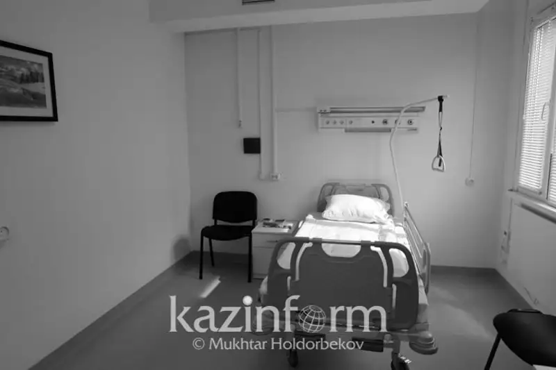 Atyraý oblysynda otyz jylda AITV ınfektsııasyn juqtyrǵan 13 adam kóz jumǵan