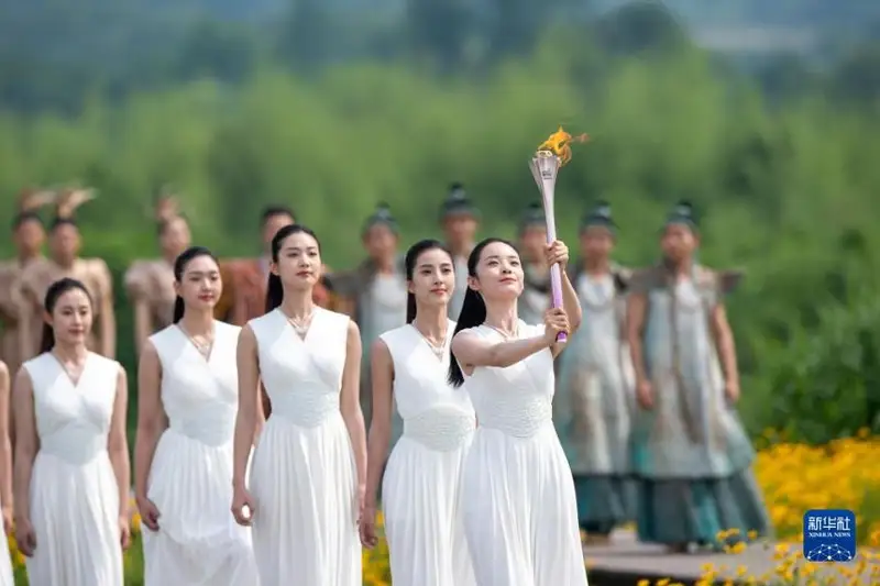 Официальная церемония зажжения огня XIX Азиатских игр состоялась в Китае