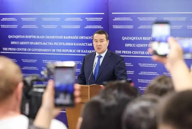 ۇكىمەت باسشىسى جانارماي باعاسىن وسىرۋگە قاتىستى پىكىر ءبىلدىردى