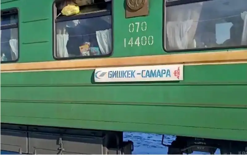 Aqtóbe oblysynda apatqa ushyraǵan Bishkek-Samara poıyzy jolǵa qaıta shyqty