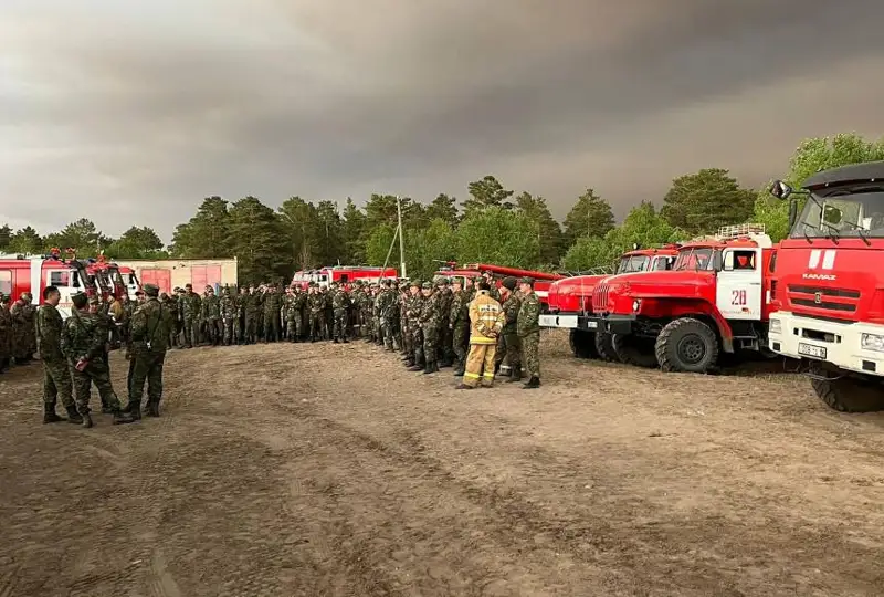 Аптап ыстық пен жел Абай облысындағы өртті сөндіруге кедергі жасап отыр