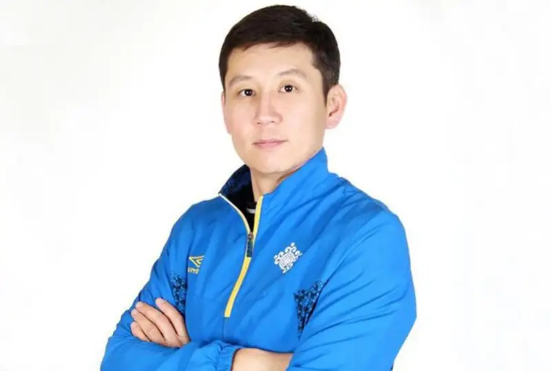 Обновился тренерский штаб команды Казахстана по тяжелой атлетике