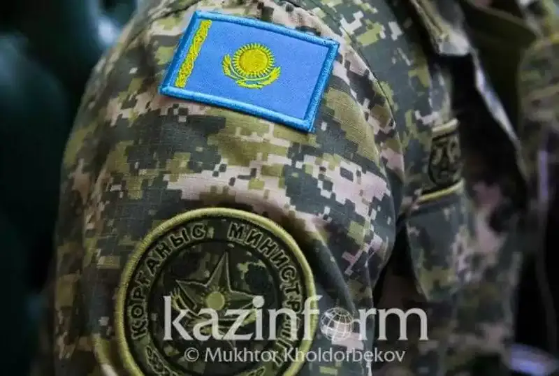 Почти 600 человек призовут на воинскую службу в СКО