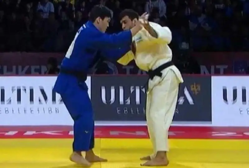 Казахстанский дзюдоист проиграл узбекистанцу в финале турнира серии Grand Slam в Ташкенте