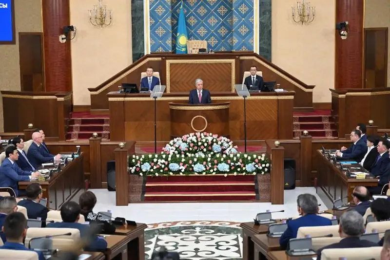 Memlekettik qoldaýǵa ıe bolatyn jobalardy irikteý ashyq ótýi tıis - Prezıdent