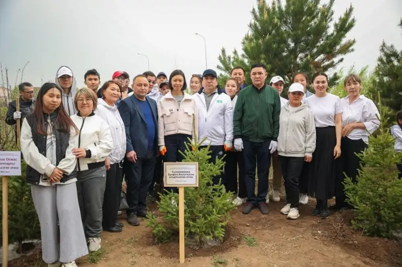 Яблони и смородину посадили в Акмолинской области