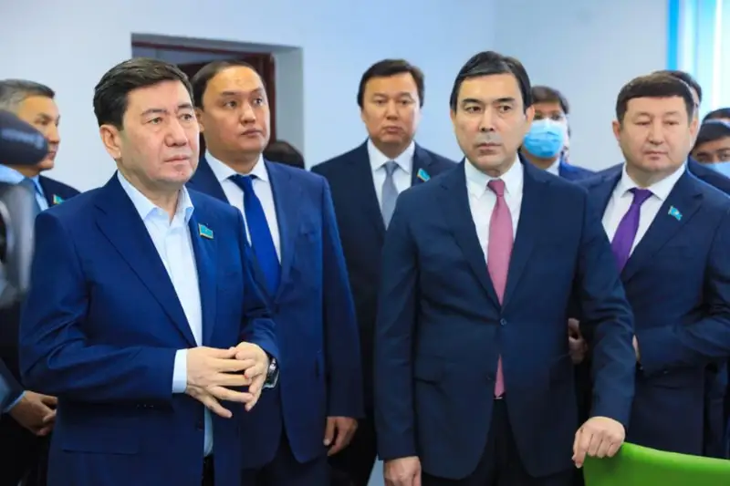 Aýyldar men shaǵyn qalalardyń turǵyndary bıznes úshin jeńildikpen shaǵyn nesıe ala alady - QR AShM