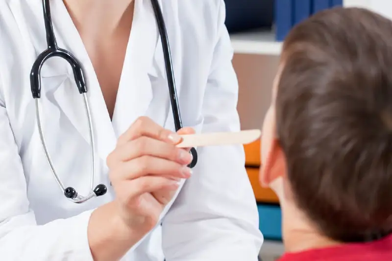 Скрининговые осмотры школьников пройдут в Карагандинской области