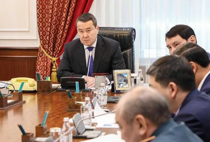 Қозоғистон-Хитой чегара пунктлари самарадорлигини ошириш масалалари муҳокама қилинди