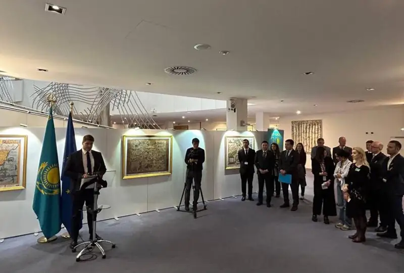 Выставка старинных карт Казахского государства открылась в Брюсселе
