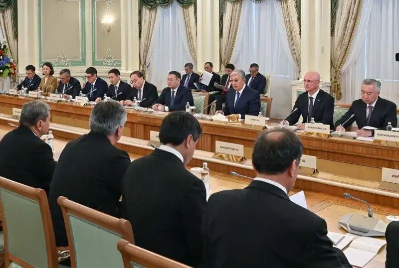 Toqaev Tájikstanmen yntymaqtastyq jóninde: Energetıka men mashına jasaýda áleýet zor