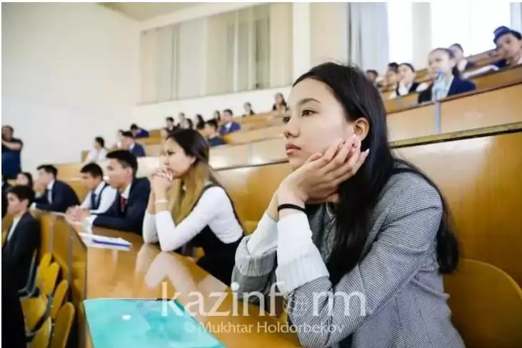 ءبىلىم گرانتىن تاعايىنداۋ كوميسسياسى ءوز جۇمىسىن اياقتادى