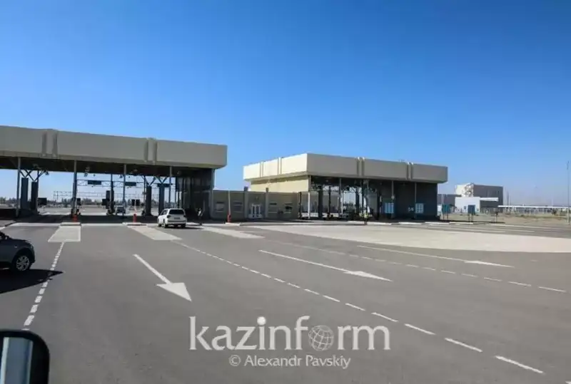 Модернизировать девять автомобильных и один железнодорожный пункт пропуска намерены в Казахстане