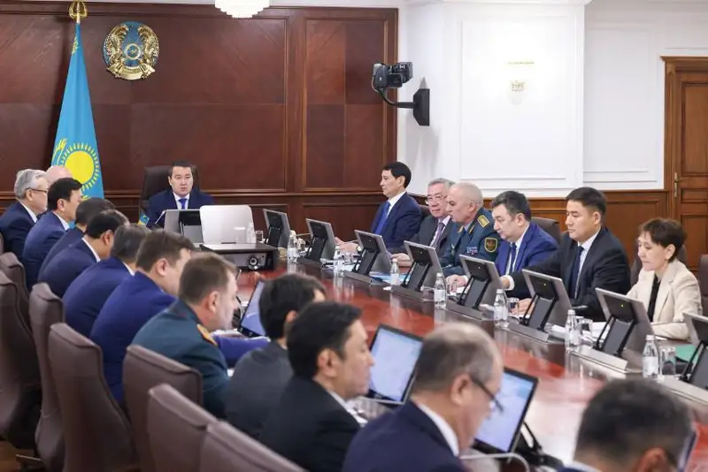 Ákimder turaqty jumys oryndaryn qurýǵa basymdyq bersin – Úkimet basshysy