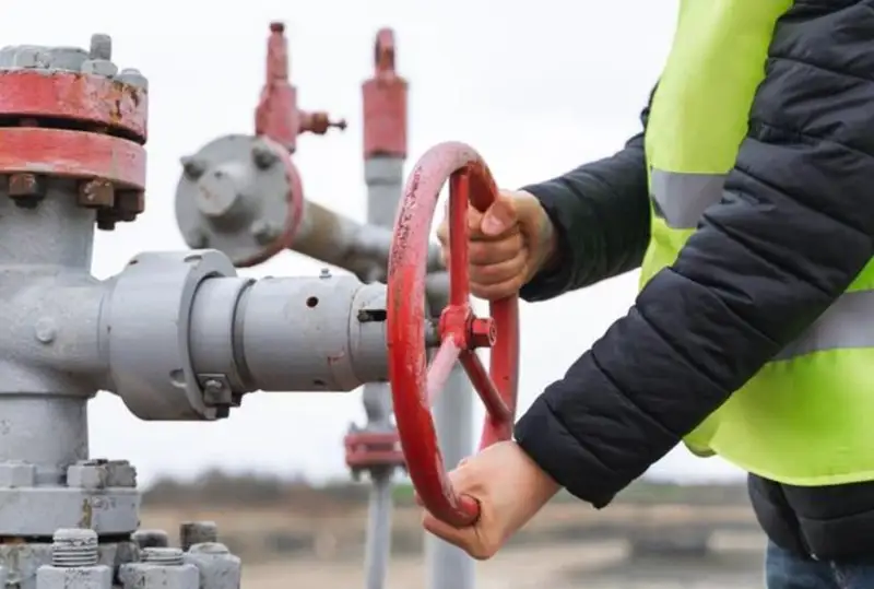 Цены на нефть пошли вверх после решения ОПЕК+ сократить добычу на 1 млн баррелей в сутки