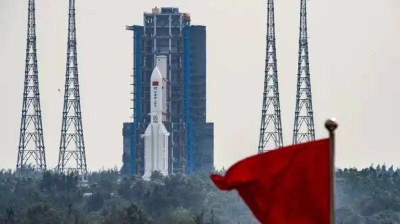 Хитой 2030 йил Ойга одам жўнатади